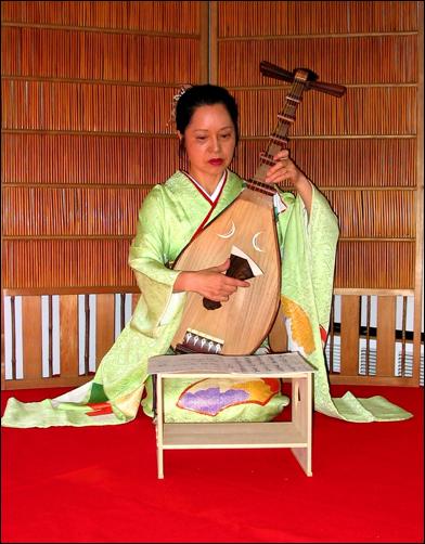 Yokobiwa1